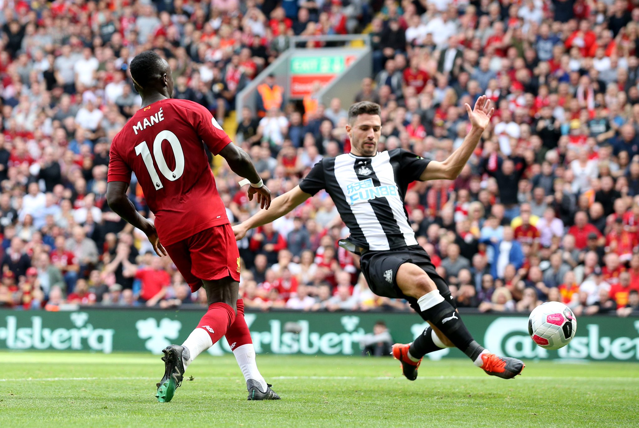 “世界超市”新春开市.